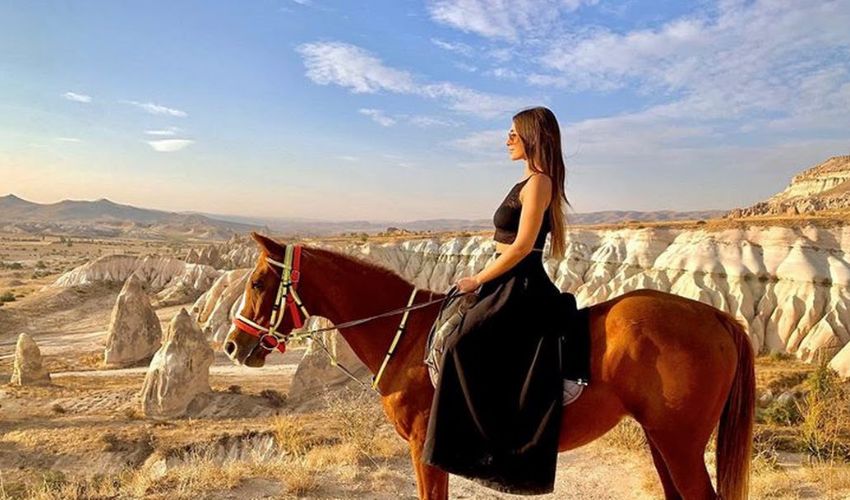  Horse Riding in Rose Valleys, one of the best things to do in Cappadocia